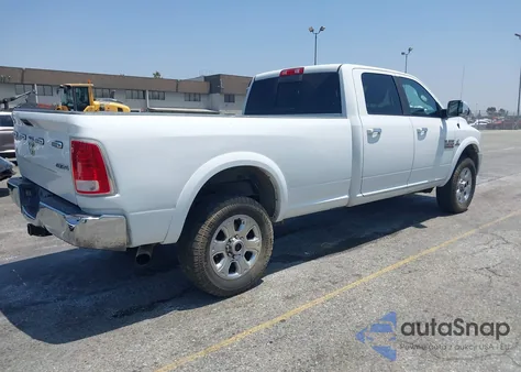 2017 Ram 2500 Laramie 4X4 8' Box из США, поврежденный, VIN 3C6UR5KL8HG561783